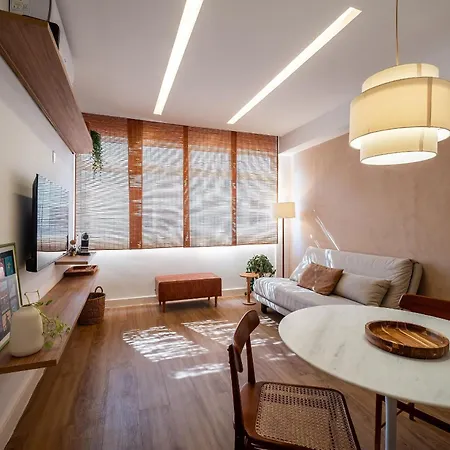 Apartamento Recem Reformado No Leblon